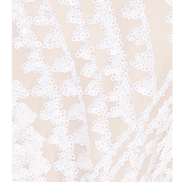 Elegant White Dress - Picture 2 of 2